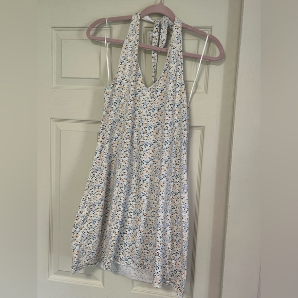 Hollister Dresses & Skirts - Hollister White Floral Halter Dress